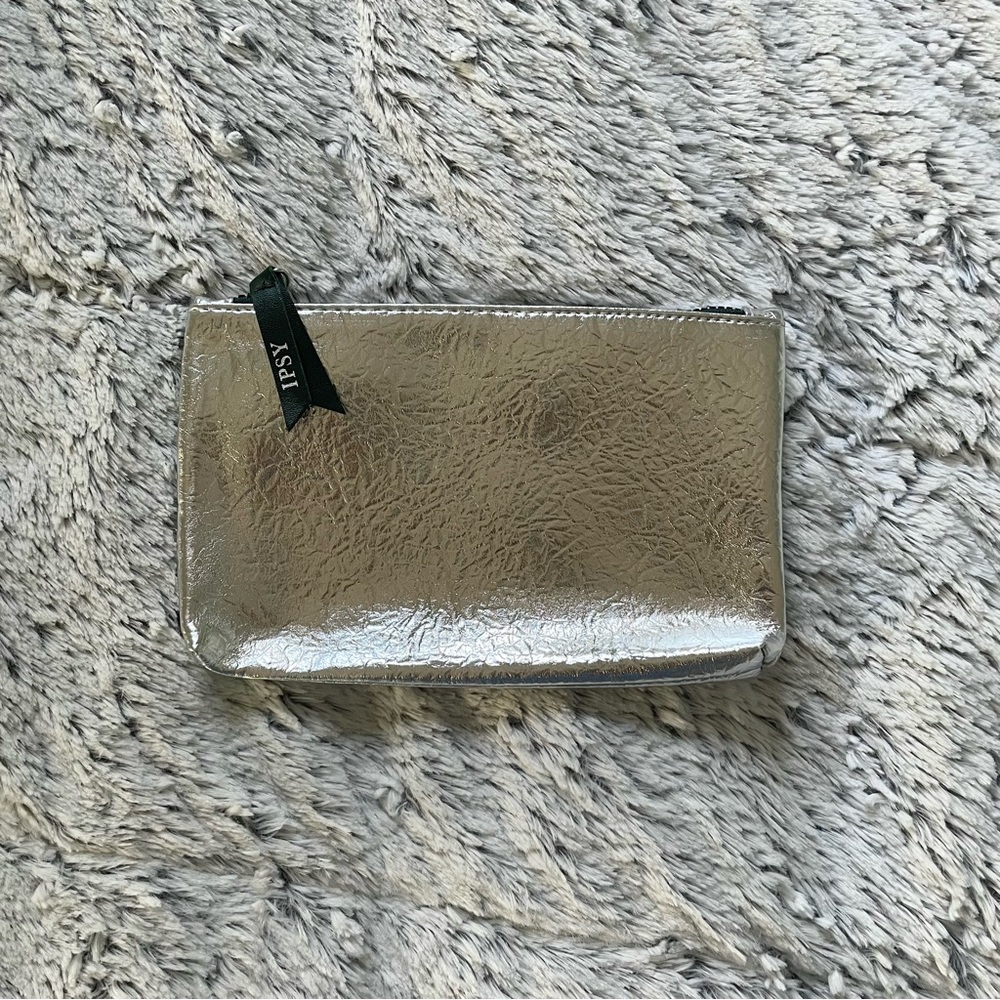 FREE WITH PURCHASE! Ipsy makeup bag